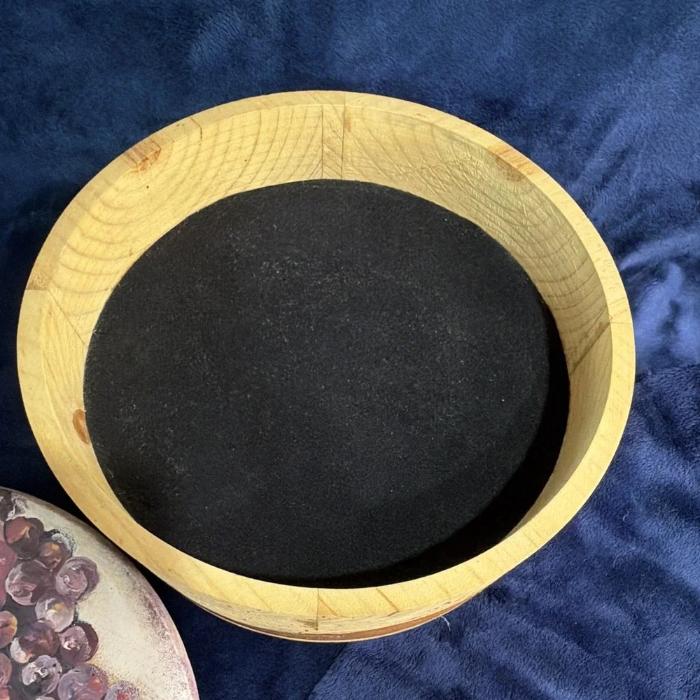 Nuri Design Handpainted Grape Wood Jewelry Trinket Storage Box 8x3